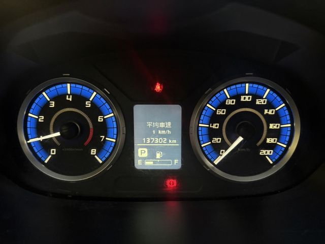 永承嚴選中華商旅冠軍車空間大好運用休閒載物載人的好幫手全額貸可參考  第10張相片