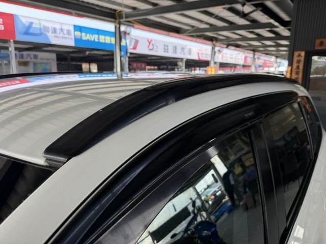 永承嚴選三菱熱門休旅車超大空間舒適好開露營休閒4WD是你上山下海的好幫手可全額貸  第8張相片