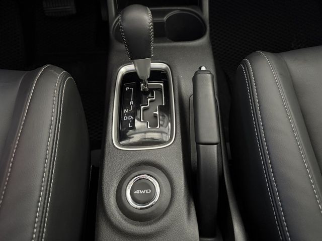 永承嚴選三菱熱門休旅車超大空間舒適好開露營休閒4WD是你上山下海的好幫手可全額貸  第13張相片