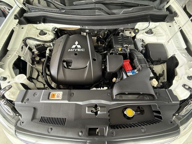 永承嚴選三菱熱門休旅車超大空間舒適好開露營休閒4WD是你上山下海的好幫手可全額貸  第20張相片