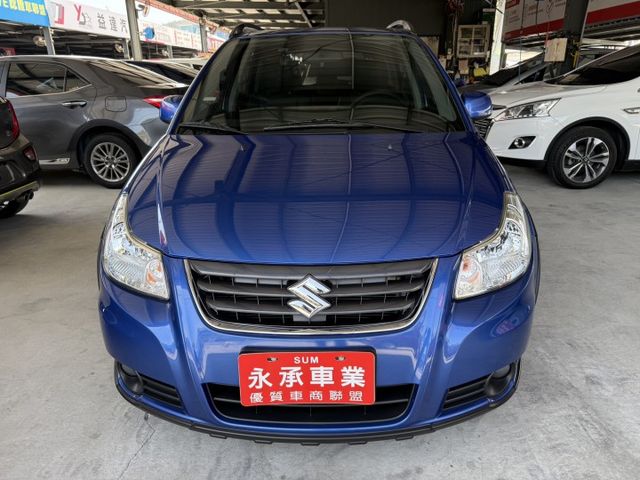 永承嚴選鈴木經典熱門轎旅車跑少原鈑件好開車況非常漂亮全額貸可參考要買要快  第2張相片