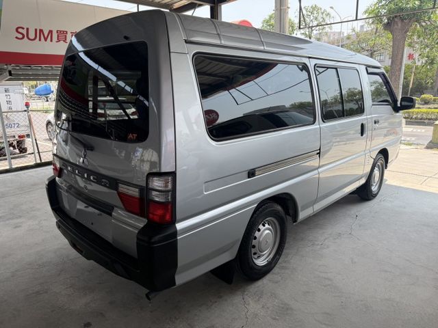 永承嚴選自排商用載人載物不二車選僅跑約4.3萬公里全車原鈑件要買要快全額貸可參考  第4張相片