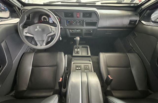 永承嚴選自排商用載人載物不二車選僅跑約4.3萬公里全車原鈑件要買要快全額貸可參考  第13張相片