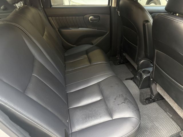 LIVINA  第18張相片