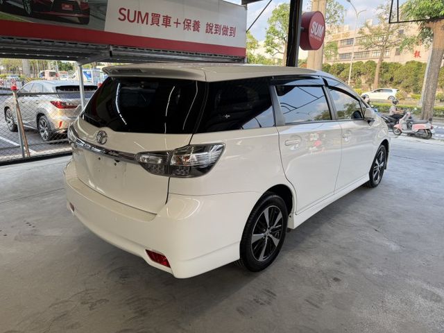 永承嚴選國民神車7人座空間大好運用頂級尊爵版原鈑認證車美況佳要買要快全額貸可參考  第4張相片