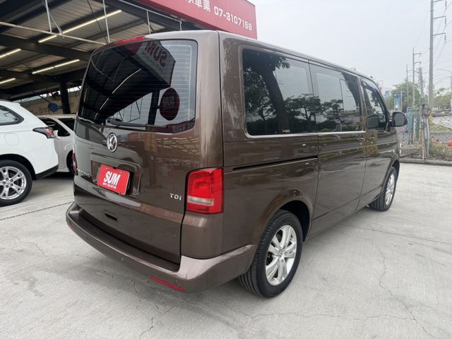 永承嚴選熱門8人座雙開中門柴油雙渦輪引擎180匹馬力Yes認證車全額貸可參考  第4張相片