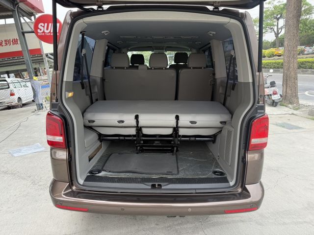 永承嚴選熱門8人座雙開中門柴油雙渦輪引擎180匹馬力Yes認證車全額貸可參考  第7張相片