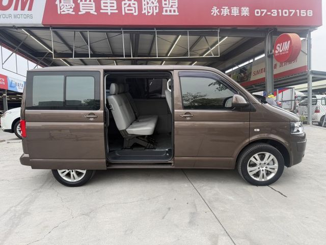 永承嚴選熱門8人座雙開中門柴油雙渦輪引擎180匹馬力Yes認證車全額貸可參考  第9張相片
