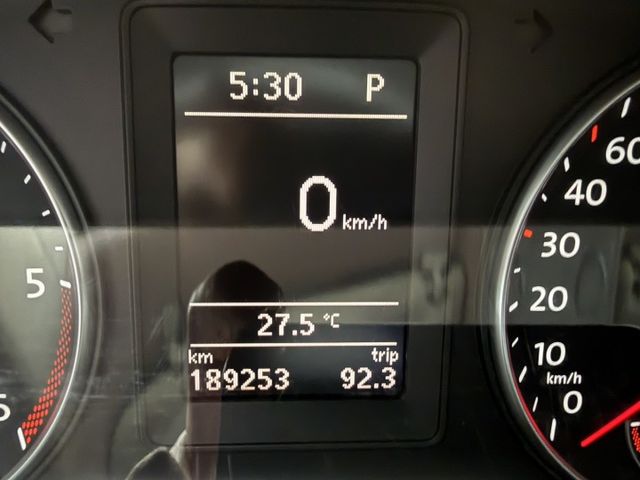 永承嚴選熱門8人座雙開中門柴油雙渦輪引擎180匹馬力Yes認證車全額貸可參考  第13張相片