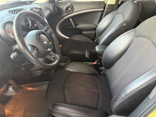 時尚都會小轎旅一手用車全原鈑件Yes認證車休閒通勤的好幫手車美況佳可全額貸可參考  第13張相片