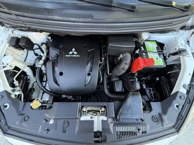 永承嚴選一手女用車原鈑認證車免鑰匙啟動電折後視鏡恆溫電動尾門影音安卓機可全額貸款  第18張相片