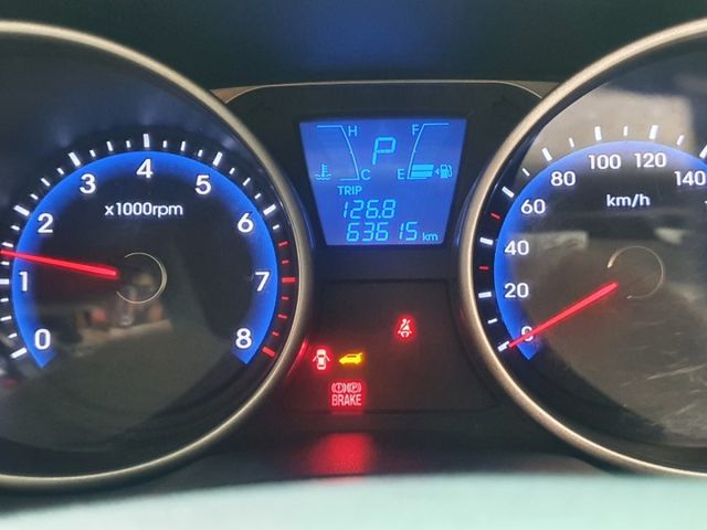 /全景天窗款/多和一音響/高CP值休旅車/低里程  第10張相片
