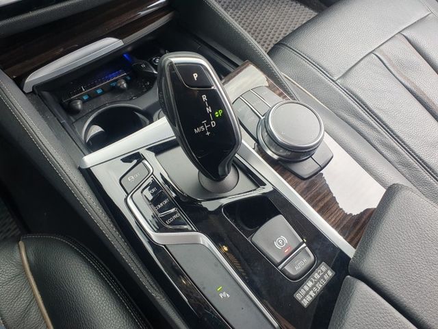 /全車原鈑件/可全額貸款/豪華版/  第13張相片