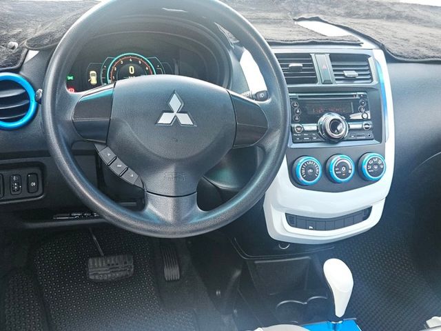 /數位儀表/5門掀背小車/原廠保養/高CP值小車  第6張相片