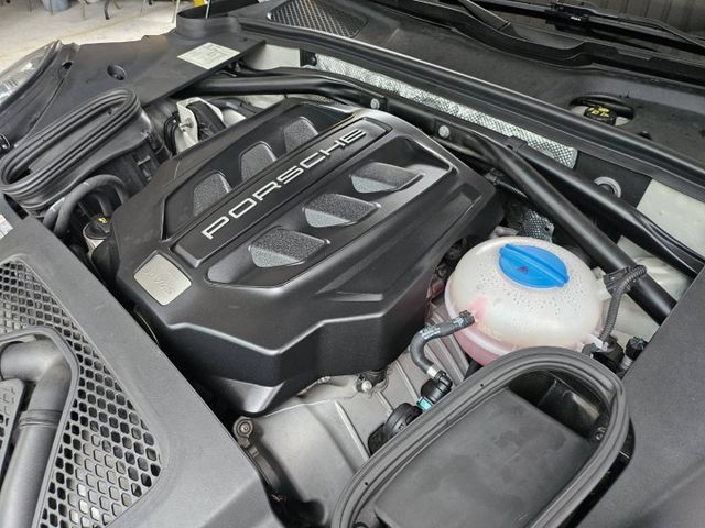/3.0/V6 引擎/選全景天窗/排氣聲音好聽  第8張相片