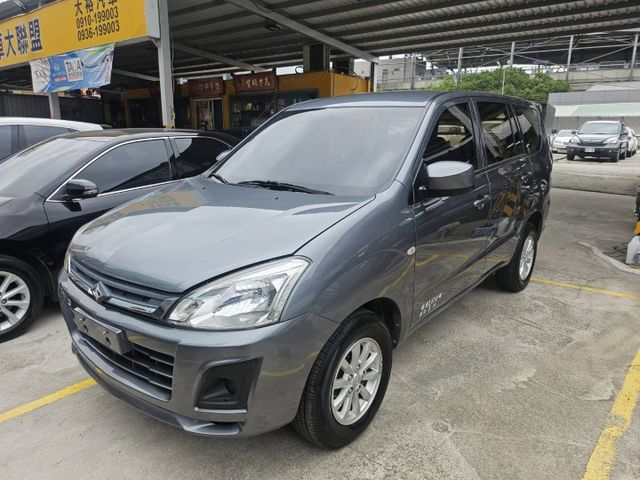 客貨兩用/自排廂型車/寬敞空間/可全額貸款  第1張相片