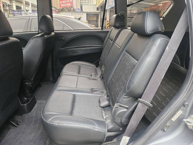 客貨兩用/自排廂型車/寬敞空間/可全額貸款  第8張相片