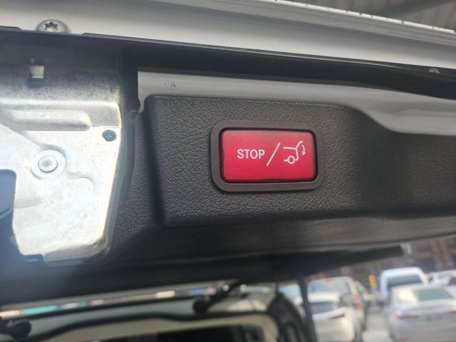 /V250D/小改款/2.0新引擎/自動跟車.盲點/原廠保養/低里程  第4張相片