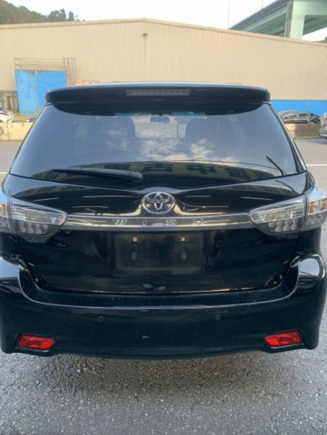 /大改款/末代WISH/7人座休旅車  第2張相片