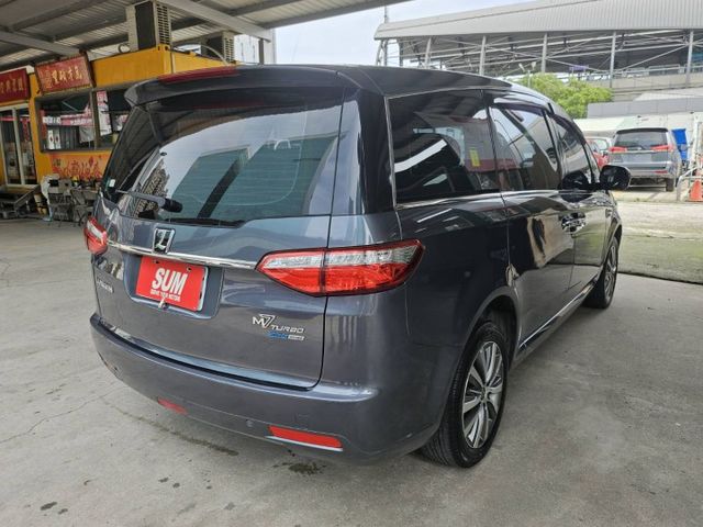 /7人座休旅車/低里程/旗艦款/超實用休旅車  第2張相片