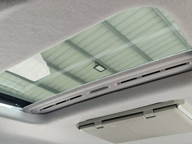 /7人座休旅車/低里程/旗艦款/超實用休旅車  第8張相片