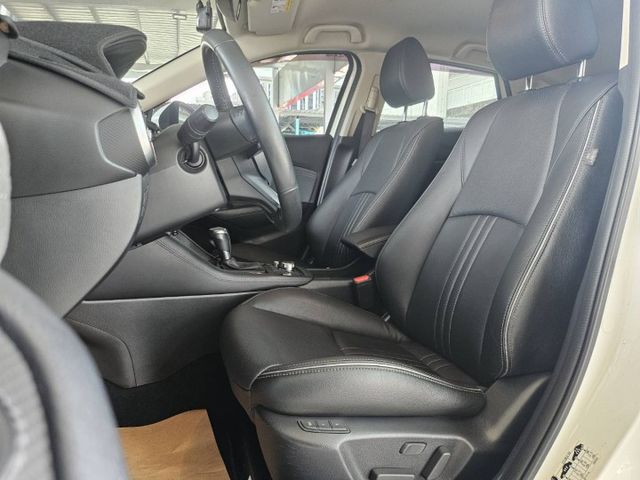/高質感跨界小休旅/原鈑件/ACC自動跟車/抬頭顯示/原廠保養/BOSE音響  第9張相片