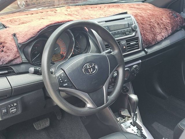 YARIS  第5張相片