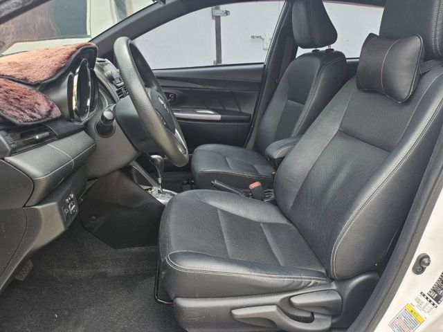 YARIS  第8張相片