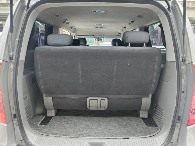 /第三排滑軌/安卓音響/低里程/9人座休旅車/  第7張相片