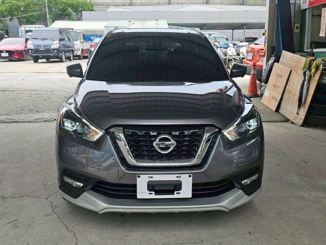 /旗艦款/低里程/盲點/環景/小休旅  第3張相片