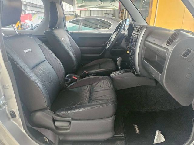 /4WD休旅車/吉米/僅跑12萬公里/原鈑件  第6張相片