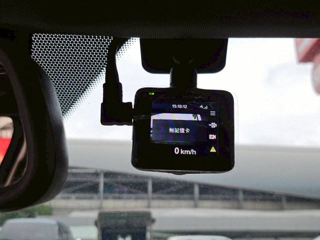 /總代理/低里程/僅跑10萬公里/內外綿密漂亮/  第8張相片