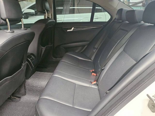 /總代理/低里程/僅跑10萬公里/內外綿密漂亮/  第13張相片