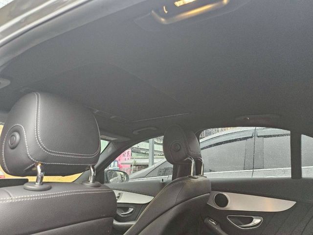 /總代理/C250AMG/黑頂蓬  第7張相片