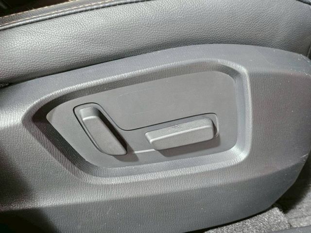 /旗艦版/bose音響/自動跟車/原廠保養/魂動紅/認證車  第10張相片