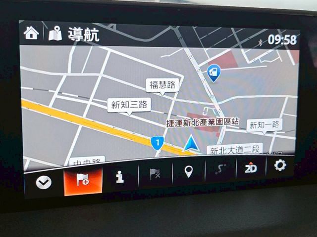 /旗艦版/bose音響/自動跟車/原廠保養/魂動紅/認證車  第15張相片