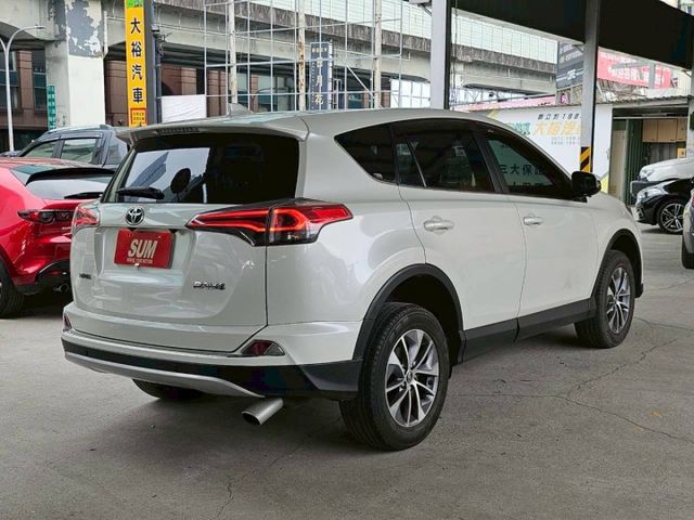 /雙色內裝/低里程僅跑8萬公里/原廠保養/環景/安卓音響/小改款  第3張相片