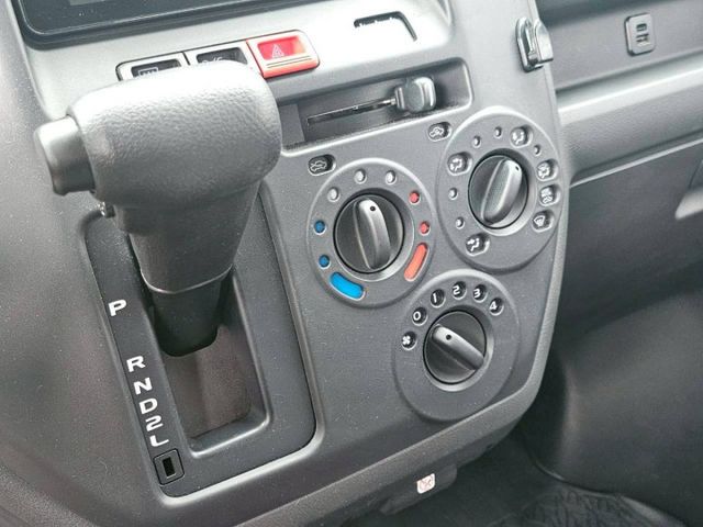 /頂級版/多合一音響/倒車顯示/僅跑5千多公里/原鈑件/自排廂型車  第9張相片