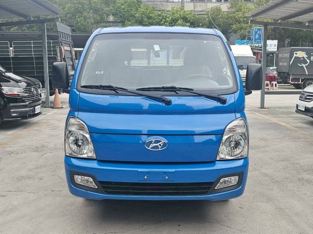 /舒適座椅/空間大/自排貨車/可全額貸款  第3張相片