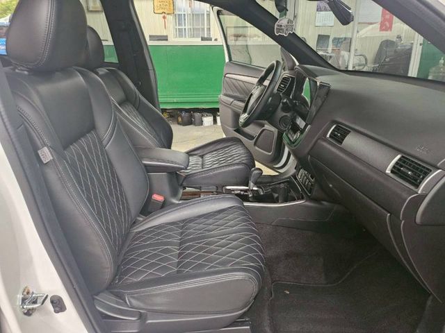 /ACC自動跟車/安卓音響/高CP值休旅車/原廠保養  第11張相片