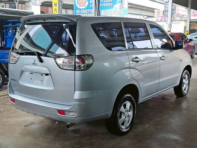 /超低里程僅跑7萬/內外漂亮/車泊可參考/自排廂型車  第2張相片