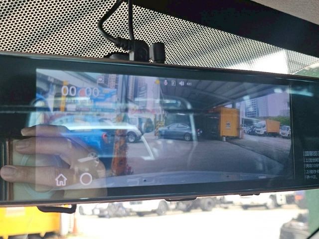 /自排廂型車/平整大空間/低里程/僅跑4萬多公里/原廠保養  第9張相片