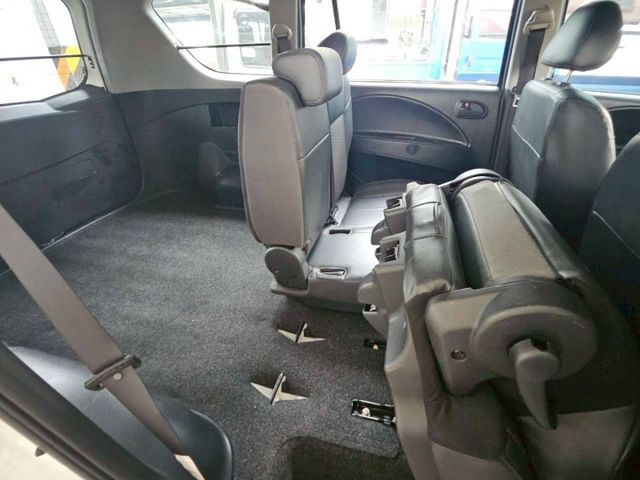 /自排廂型車/平整大空間/低里程/僅跑4萬多公里/原廠保養  第10張相片