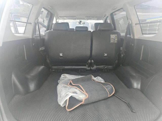 /客貨兩用廂型車/低里程/僅跑3萬多公里  第6張相片