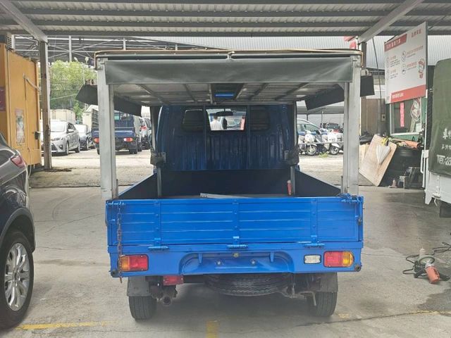 /僅跑3萬多公里/  第3張相片