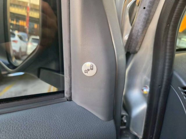 /A180/自排廂型車/原廠保養/僅跑1萬公里  第12張相片