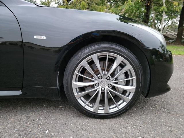 G37 雙門跑車 車子超美  第4張相片