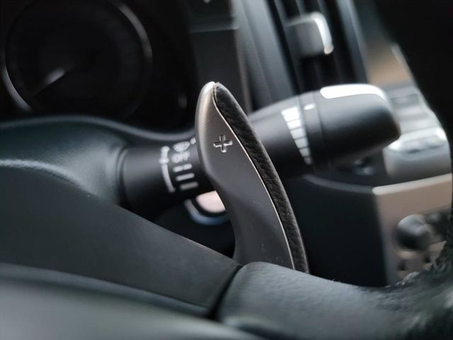 G37 雙門跑車 車子超美  第18張相片