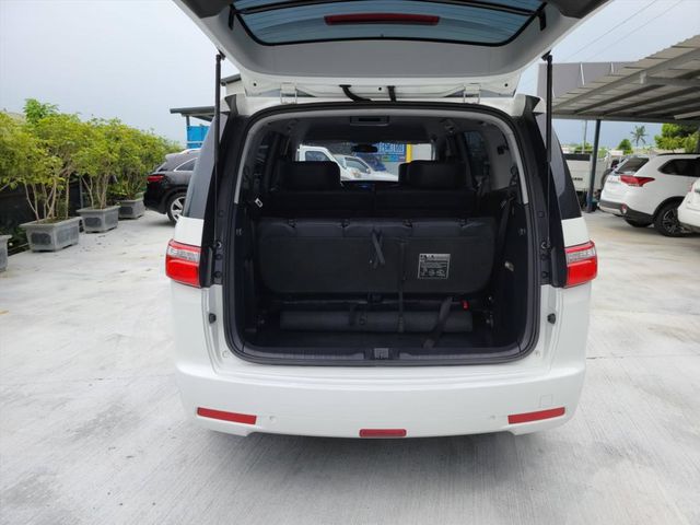 M7 2.2 8人座休旅車 只跑5萬  第20張相片