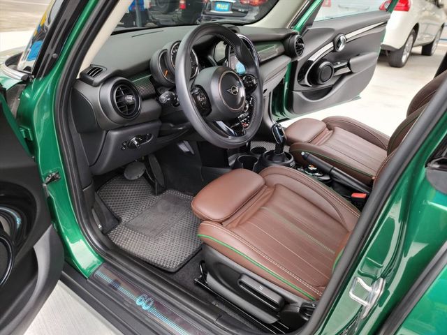 MINI COOPER 60周年紀念版  第11張相片